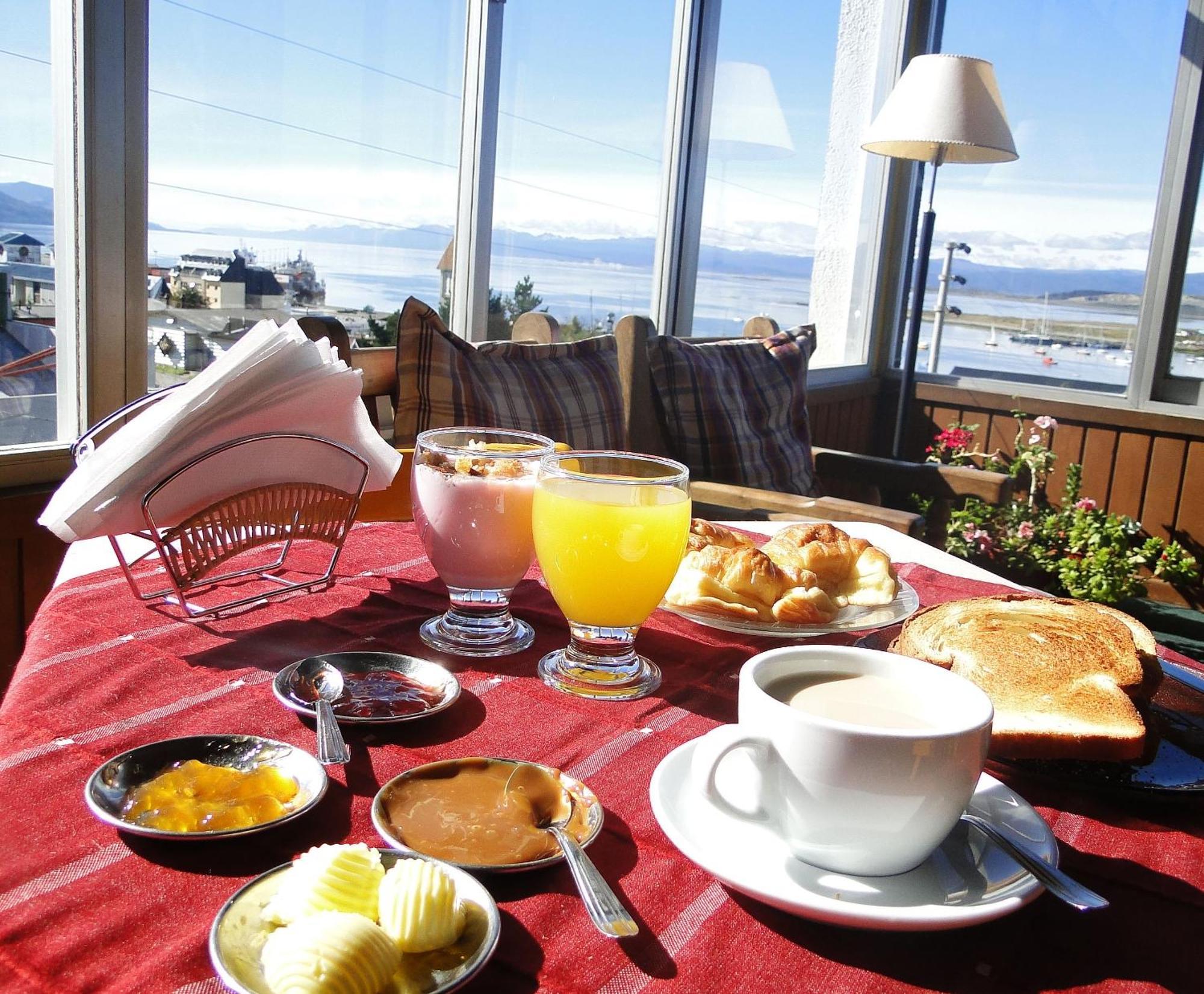 Hotel Mustapic Ushuaia Ngoại thất bức ảnh